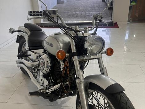 YAMAHA XVS 650 DRAG STAR