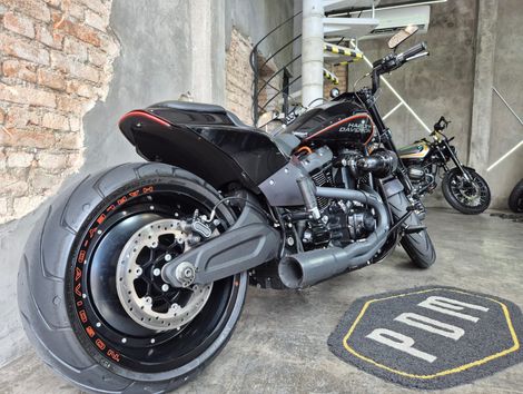 Harley SOFTAIL FXDR