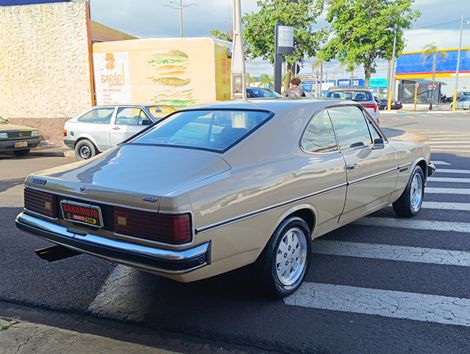 Chevrolet Opala Comodoro