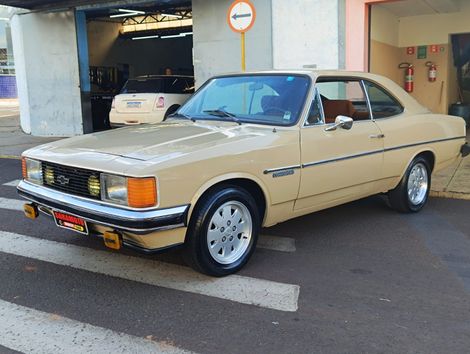 Chevrolet Opala Comodoro