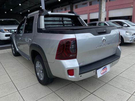 Renault DUSTER OROCH Dyna. 2.0 Flex 16V Aut.