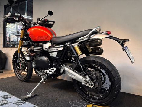 TRIUMPH SCRAMBLER 1200 XE