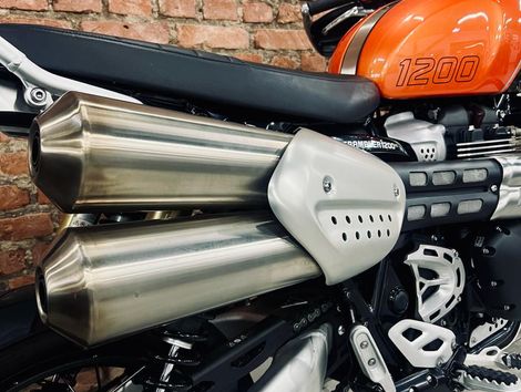 TRIUMPH SCRAMBLER 1200 XE