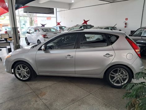 Hyundai i30 2.0 16V 145cv 5p Aut.