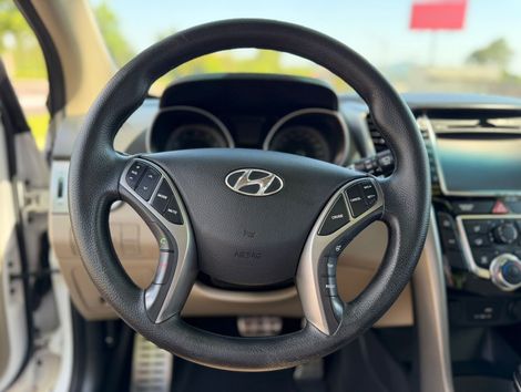 Hyundai i30 1.8 16V Aut. 5p