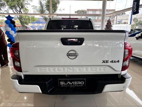 Nissan Frontier XE CD 4x4 2.3 Bi-TB Diesel Aut.