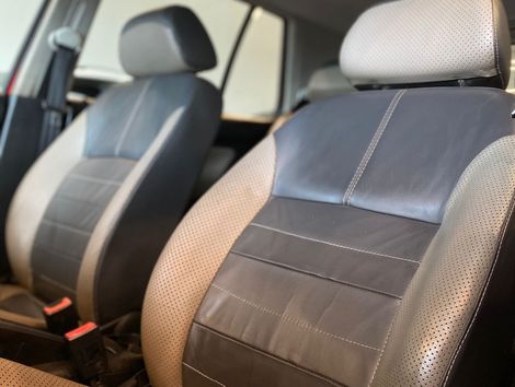 VolksWagen Golf 1.6 Mi Total Flex 8V 4p