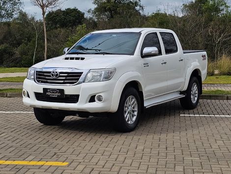 Toyota Hilux CD SRV 4x4 2.7 Flex 16V Aut.
