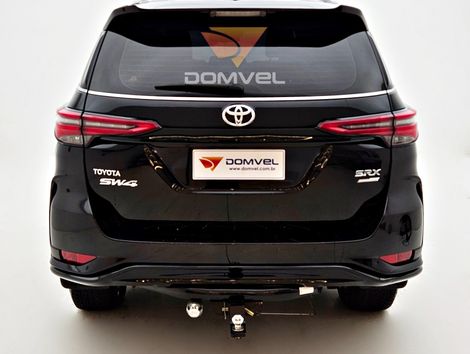 Toyota Hilux SW4 SRX Plat. 4x4 2.8 TB Die. Aut.