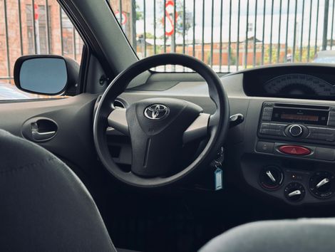 Toyota ETIOS XLS 1.5 Flex 16V 5p Mec.