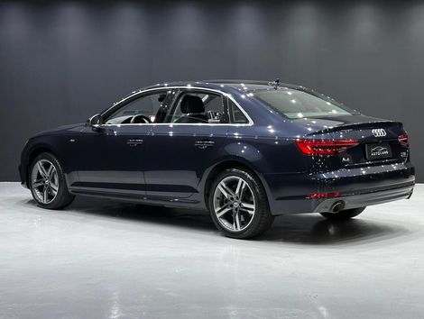 Audi A4 Ambition 2.0 TFSI Quattro S tronic