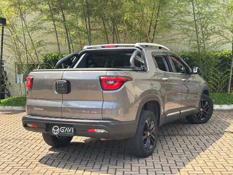 Fiat Toro Volcano 2.4 16V Flex Aut.