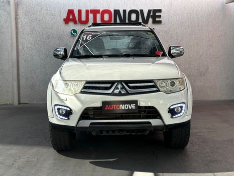 Mitsubishi Pajero HPE-S 3.2 4x4 T.I.Diesel 5p Aut.