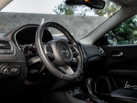 Jeep COMPASS LONGITUDE 2.0 4x2 Flex 16V Aut.