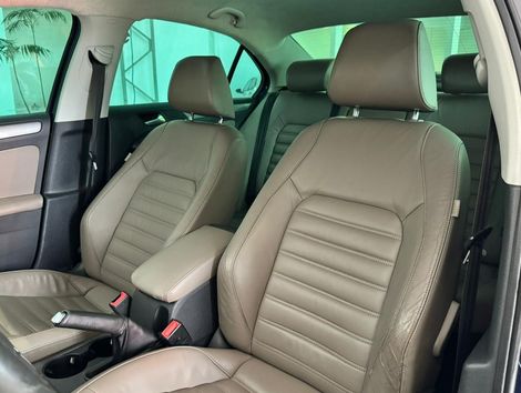 VolksWagen JETTA Highline 2.0 TSI 16V 4p Tiptronic