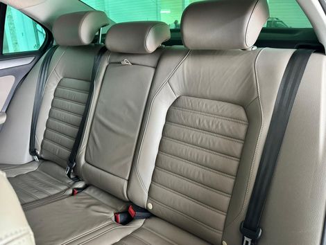 VolksWagen JETTA Highline 2.0 TSI 16V 4p Tiptronic