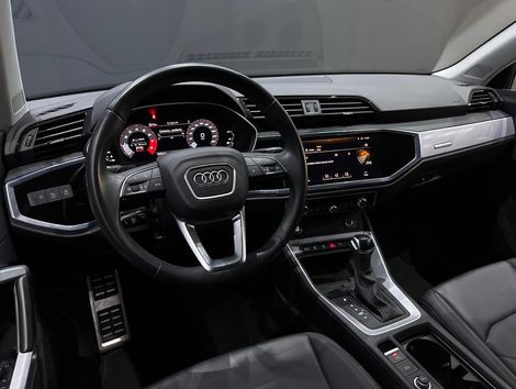 Audi Q3 Performance 2.0 TFSI Tiptr. Quattro