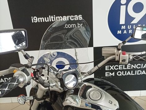 SUZUKI BOULEVARD M800