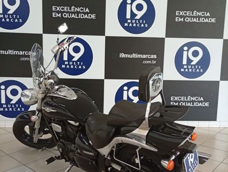 SUZUKI BOULEVARD M800