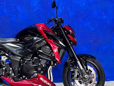 SUZUKI GSX-S 750
