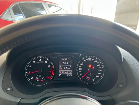 Audi Q3 1.4 TFSI/TFSI Flex S-tronic 5p