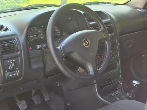 Chevrolet Astra Sed. Advant. 2.0 8V MPFI FlexP. 4p