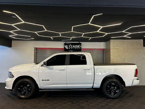 RAM CLASSIC LARAMIE 5.7 CD V8 4X4 Aut.