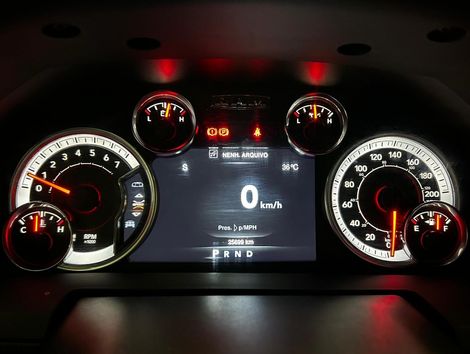 RAM CLASSIC LARAMIE 5.7 CD V8 4X4 Aut.