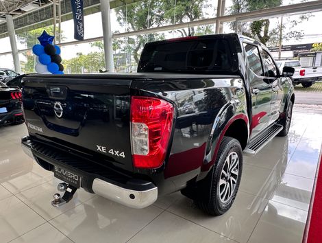 Nissan Frontier XE CD 4x4 2.3 Bi-TB Diesel Aut.