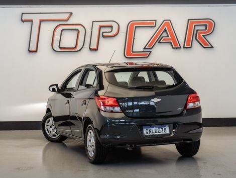Chevrolet ONIX HATCH Joy 1.0 8V Flex 5p Mec.