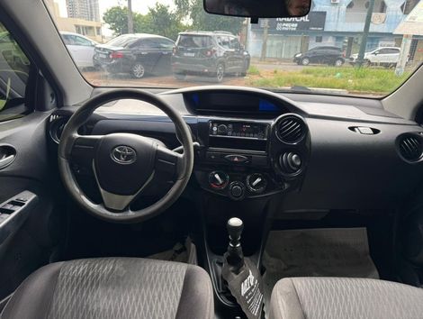 Toyota ETIOS X Sedan 1.5 Flex 16V 4p Mec.