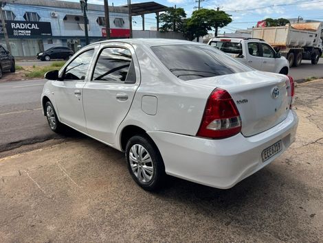 Toyota ETIOS X Sedan 1.5 Flex 16V 4p Mec.