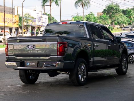 Ford F-150 Lariat 4x4 5.0 V8