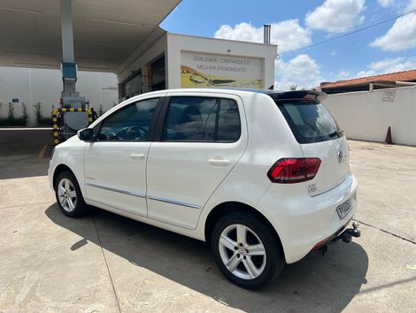 VolksWagen Fox Highline1.6 Flex 16V 5p