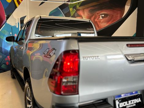 Toyota Hilux CD SRV 4x4 2.8 TDI Diesel Aut.