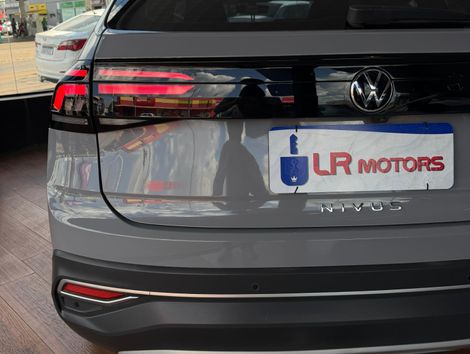 VolksWagen Nivus Highline 1.0 200 TSI Flex Aut.