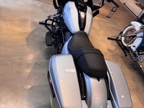 Harley ROAD GLIDE FLTRX