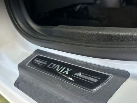 Chevrolet ONIX SEDAN Plus LT 1.0 12V Flex 4p Mec.