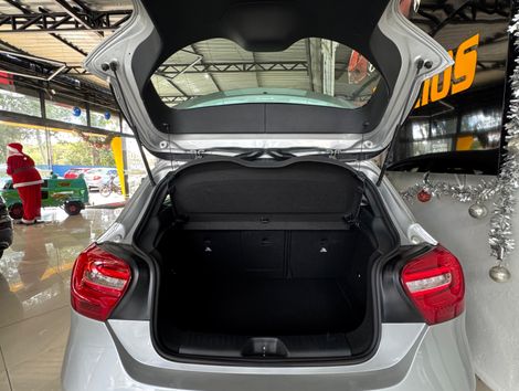 Mercedes Classe A 200 1.6 TB 16V Urban 156cv Aut.