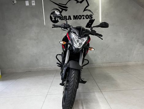 BAJAJ DOMINAR 200