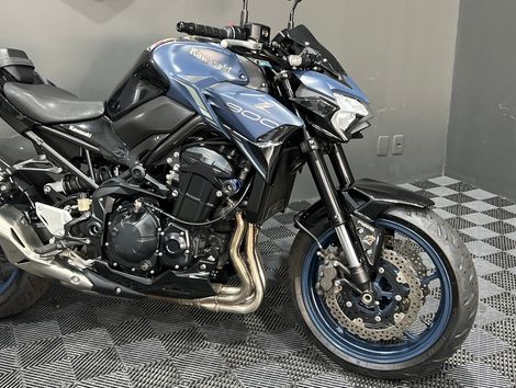KAWASAKI Z 900