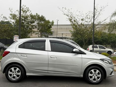 Chevrolet ONIX HATCH LT 1.0 8V FlexPower 5p Mec.