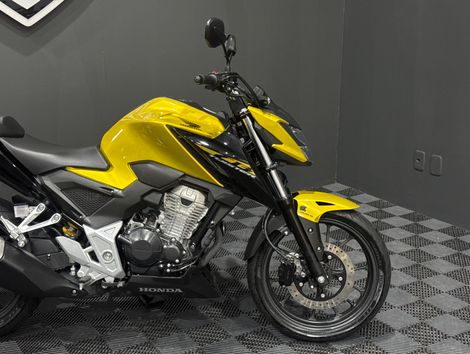 HONDA CB 300F Twister Flex