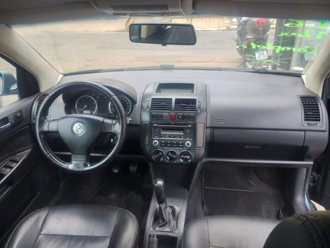 VolksWagen Polo Sed. COMFORT. 1.6 Mi Tot. Flex 8v