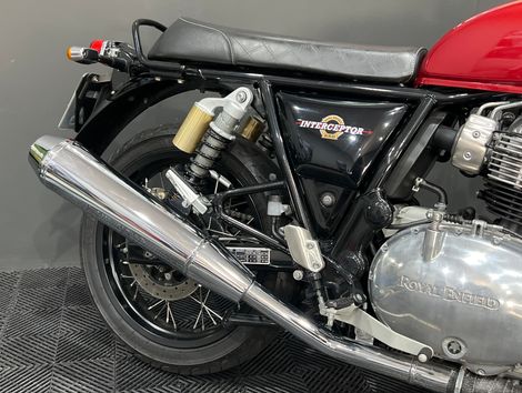 Royal Enfield Interceptor 650 Custom 