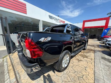 Toyota Hilux CD SRV 4x4 2.8 TDI Diesel Aut.