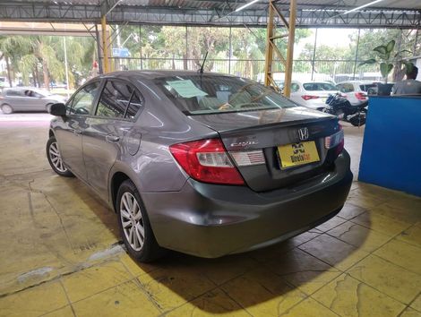 Honda Civic Sedan LXS 1.8/1.8 Flex 16V Aut. 4p