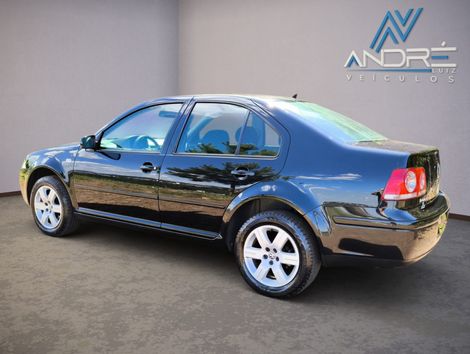 VolksWagen Bora 2.0/ 2.0 Flex 8v Mec.