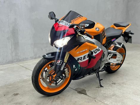 HONDA CBR 1000 RR Fireblade