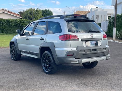 Fiat Palio Weekend Adventure LOCKER 1.8 Flex